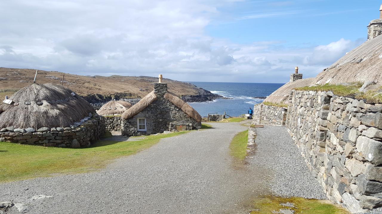 Taigh Na Casag Villa Lionel Exterior photo